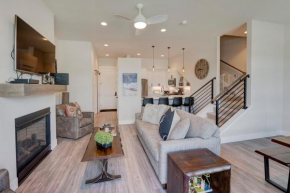 New Luxury Loft 6 I Huge Hot Tub I Great Views I Best Price I FREE Adventures Daily